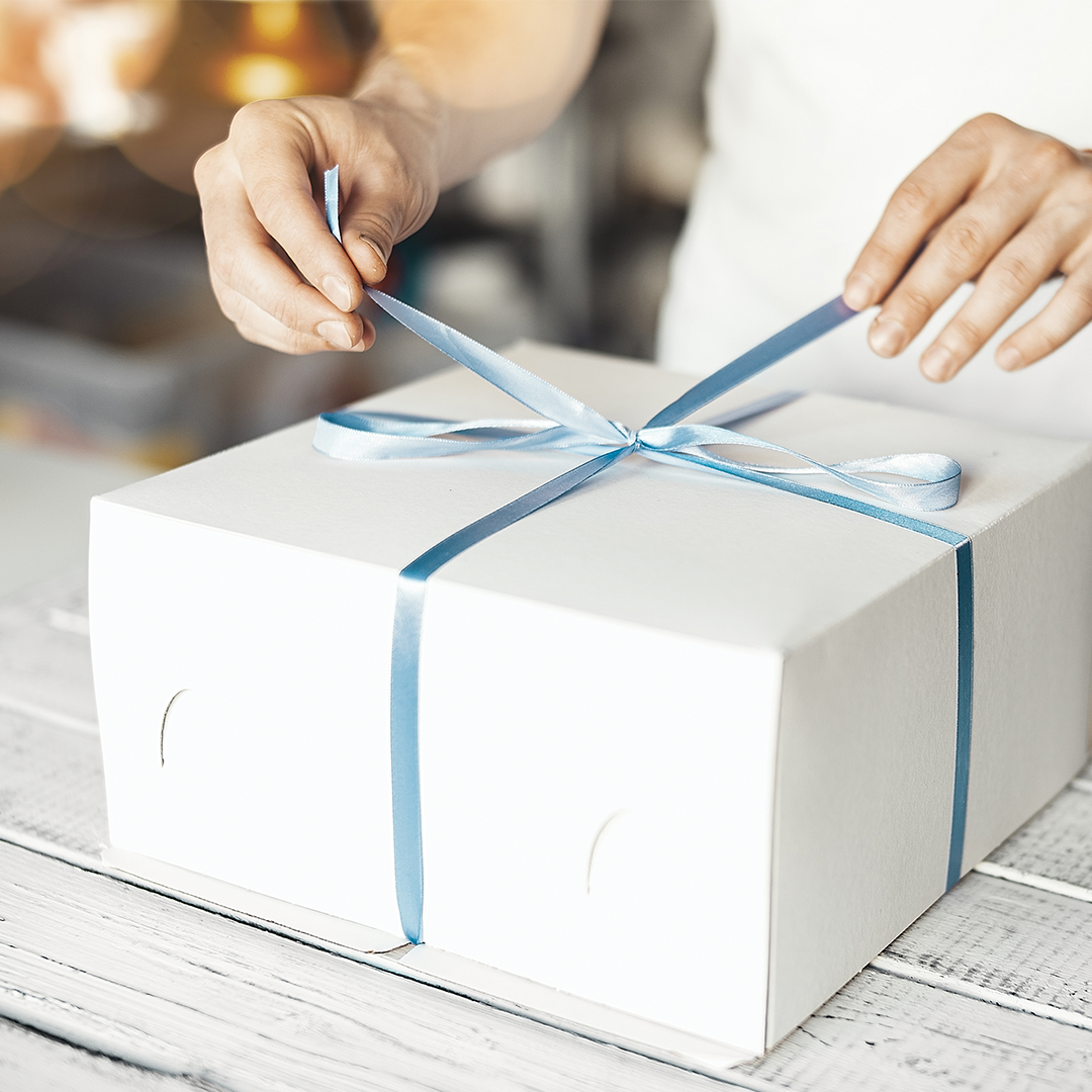 White PE Cake Box